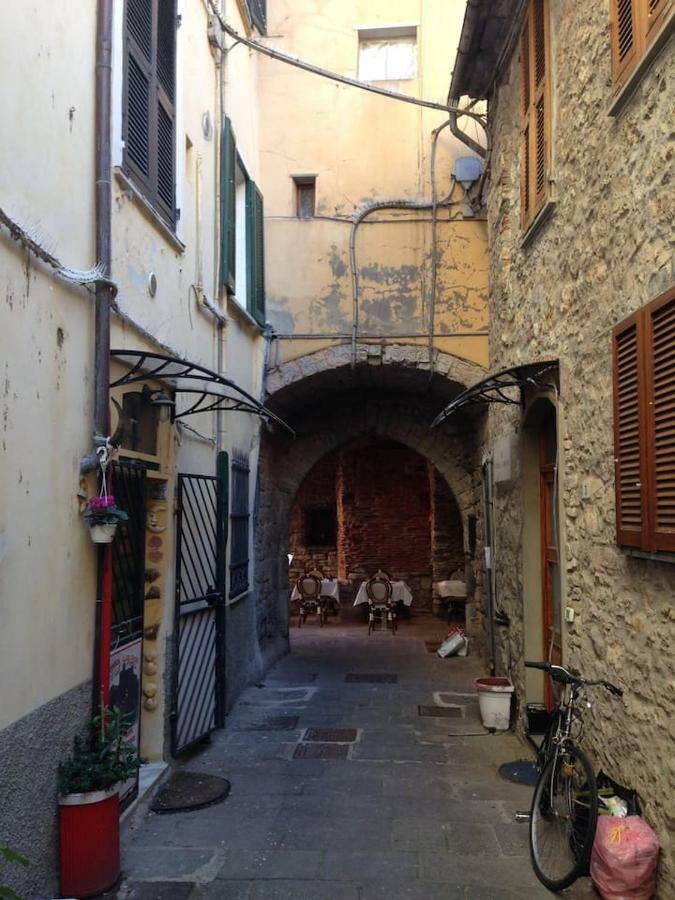 A Little Gem In The Old City Center... Lerici Luaran gambar
